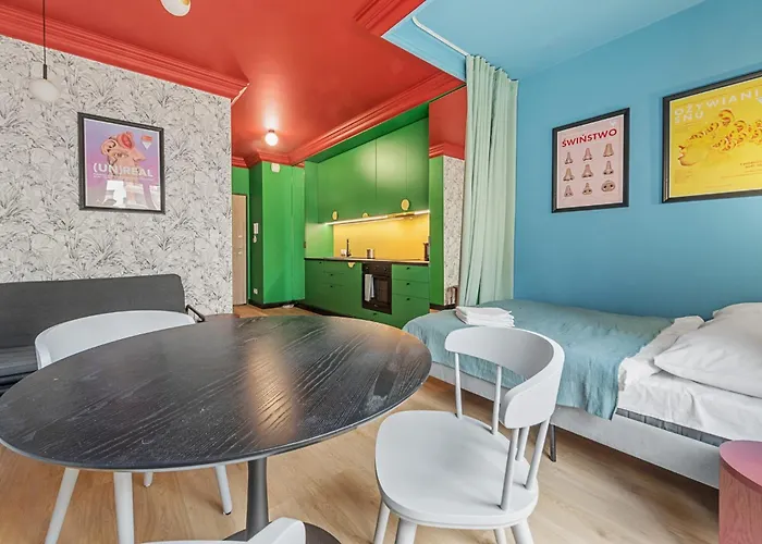 Colorful Close To The Center Great Location